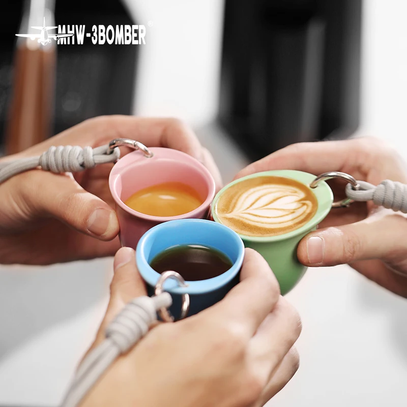 MHW-3BOMBER Marca Perimetro Caffè Tamper Portafiltro Brocca per il latte Portachiavi e adesivi per frigorifero Accessori per caffè