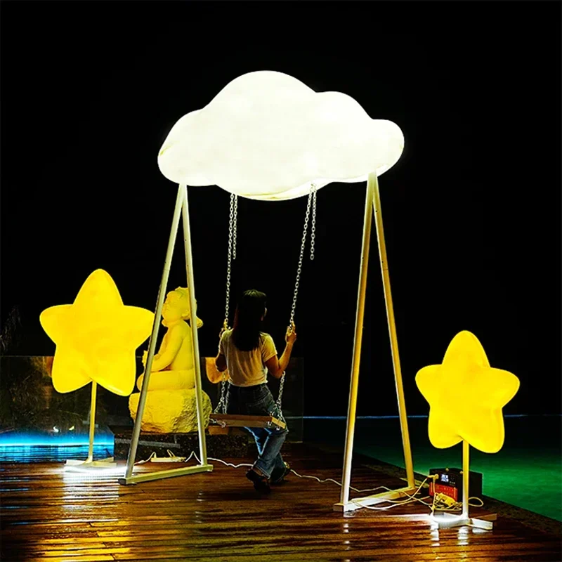 Outdoor internet celebrity cloud swing, large sculpture, beach shopping mall, photo taking, check-in