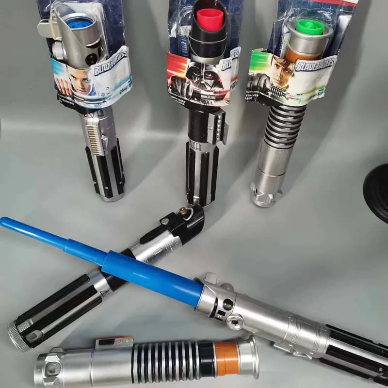 Hasbro Genuine Bulk Star Wars Retractable Lightsaber Throwing Sword (Non-Glowing Lightsaber) Tide Play Ornaments Collection view 3