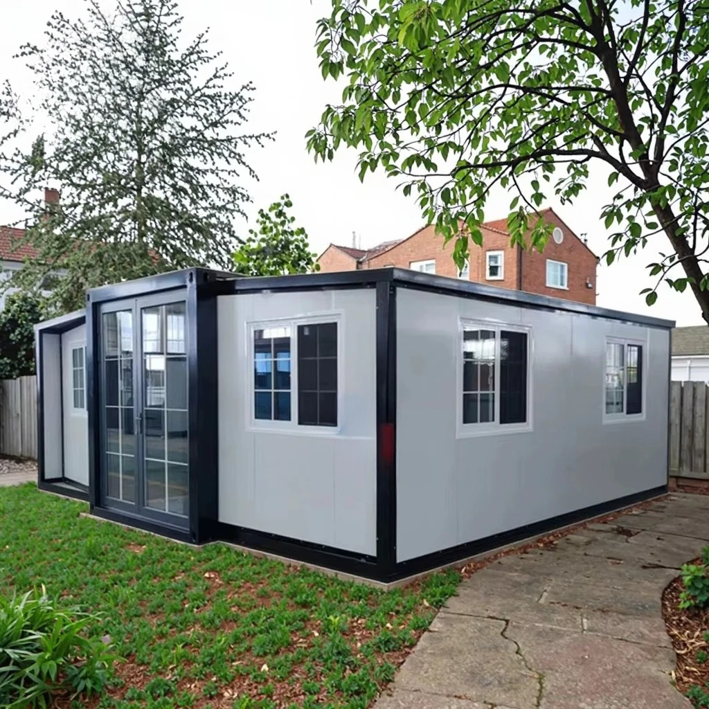Customized Steel Wood Sandwich Panel Container House 20ft Two Bedroom Expandable Modular Villa