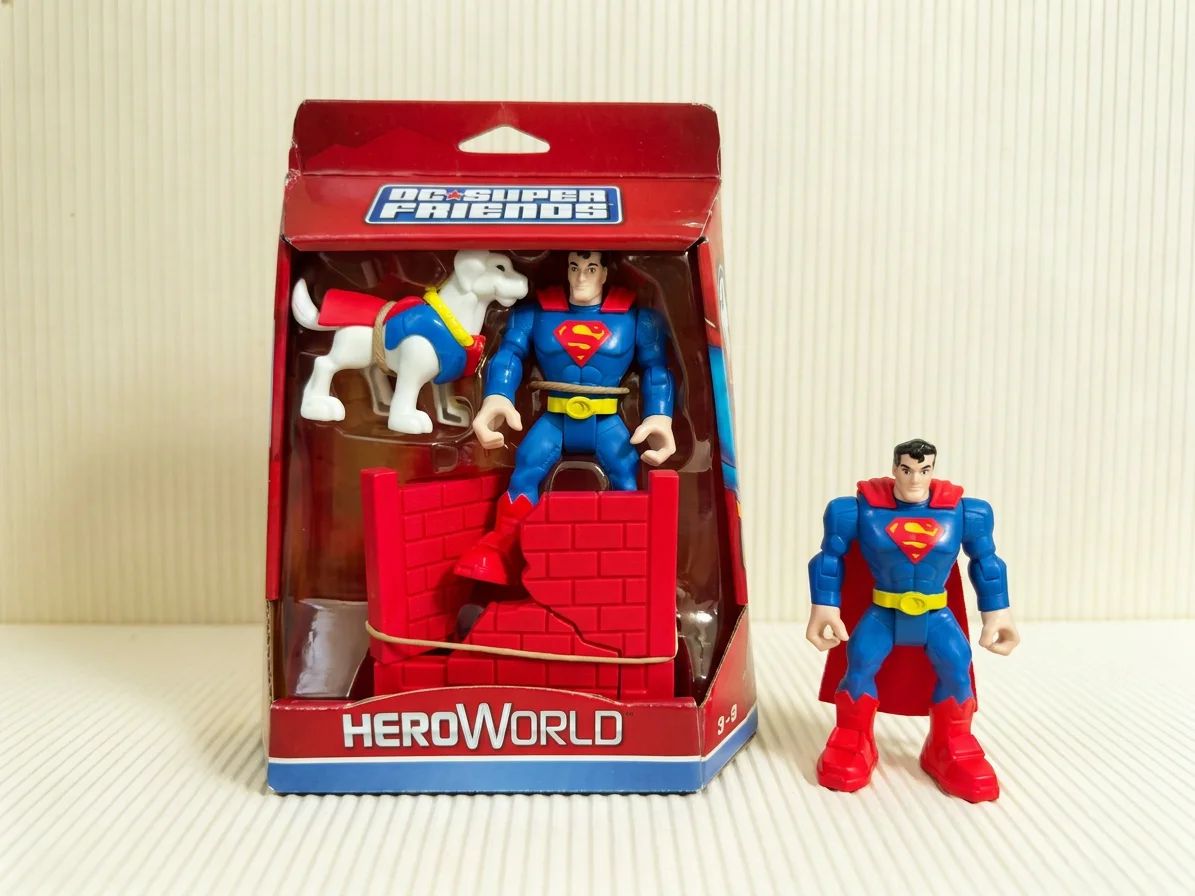Figura de Acción de Superman DC Super Hero HeroWorld - Juguetes Coleccionables, Figura de Acción Original de DC Comics