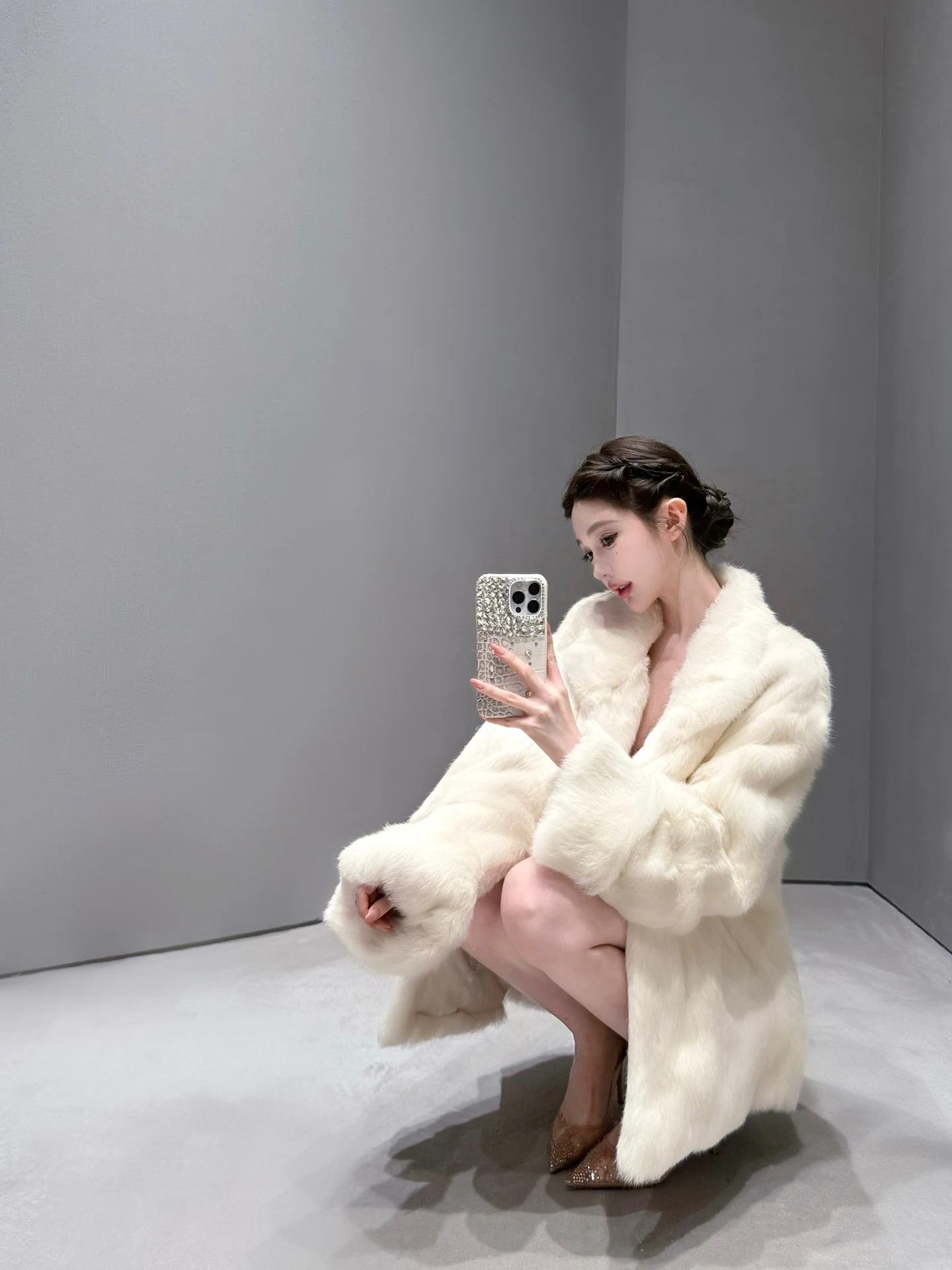 

Chill er Sydney Morning Light Soft Rich Girl Feel, теплое пальто с маленьким воротником из кроличьего меха, женское длинное пальто Sve Commute Sle