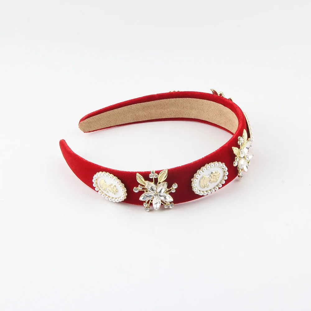 New Type Of Heavy-Duty Crystal Flower Woman's Retro And Elegant Pearl-Encrusted Headwear From Europe And America 425