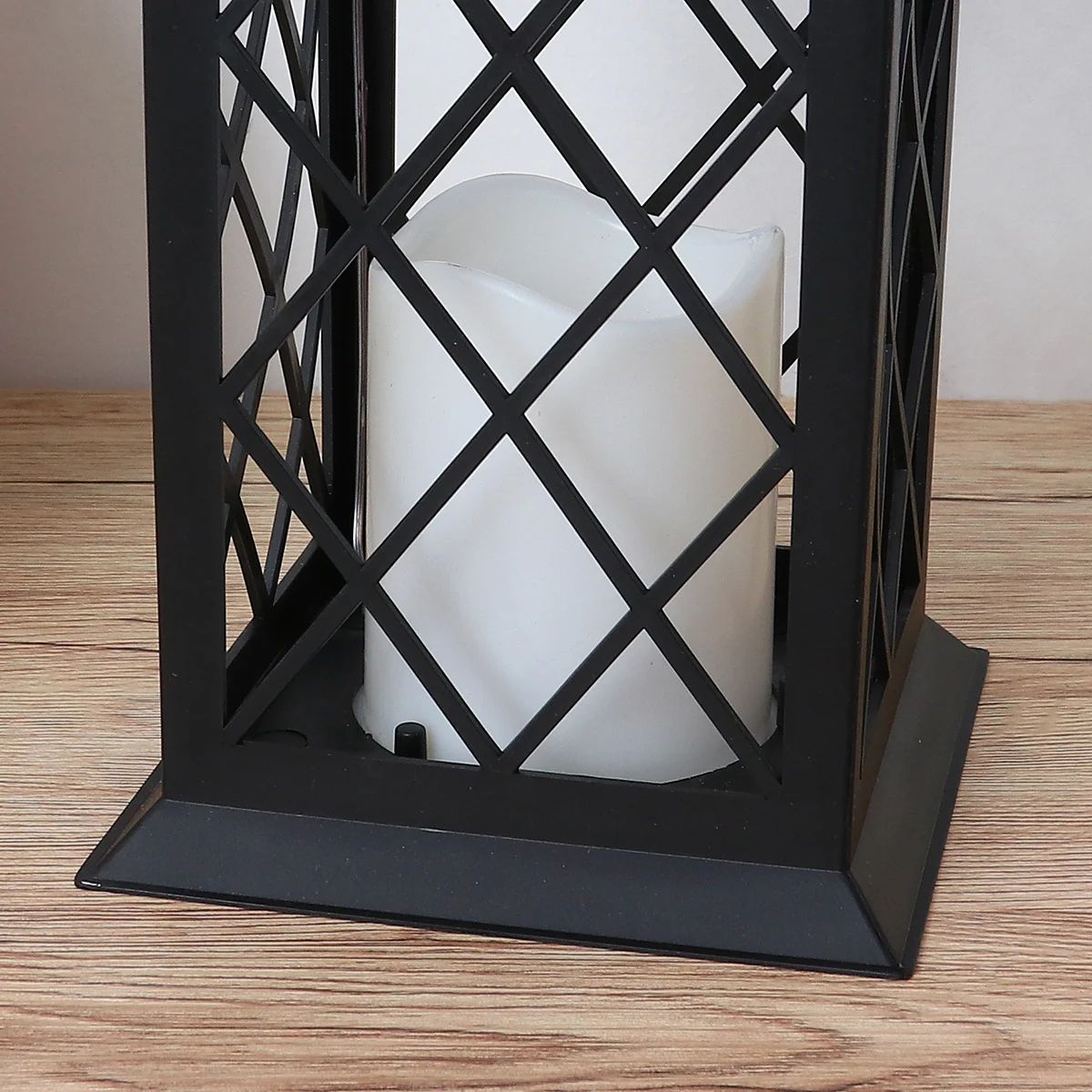 

Solar Light Yellow Vintage LED Plastic Lantern Outdoor Waterproof Solar Wall Light Garden Patio Yard Lighting