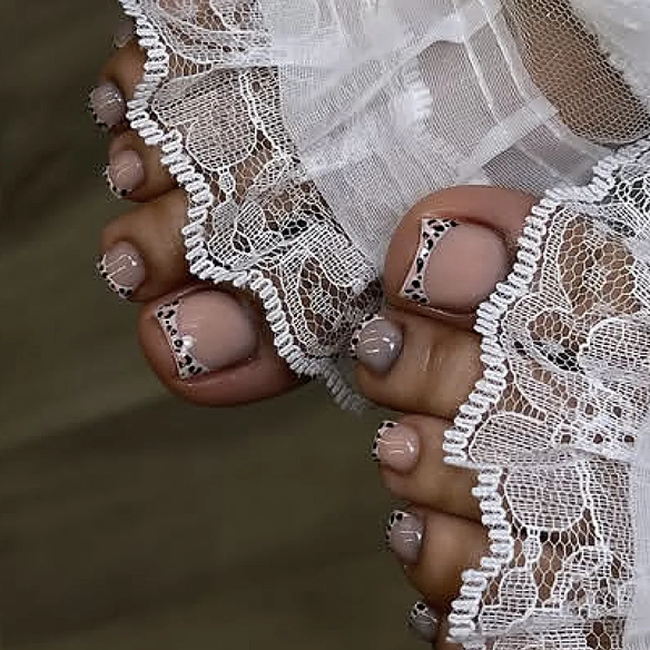 24 pezzi French False Toe Nail Press on Toe Nail Stampe leopardate europee Unghie finte Acrilico Riutilizzabile Toe Nail Decorate