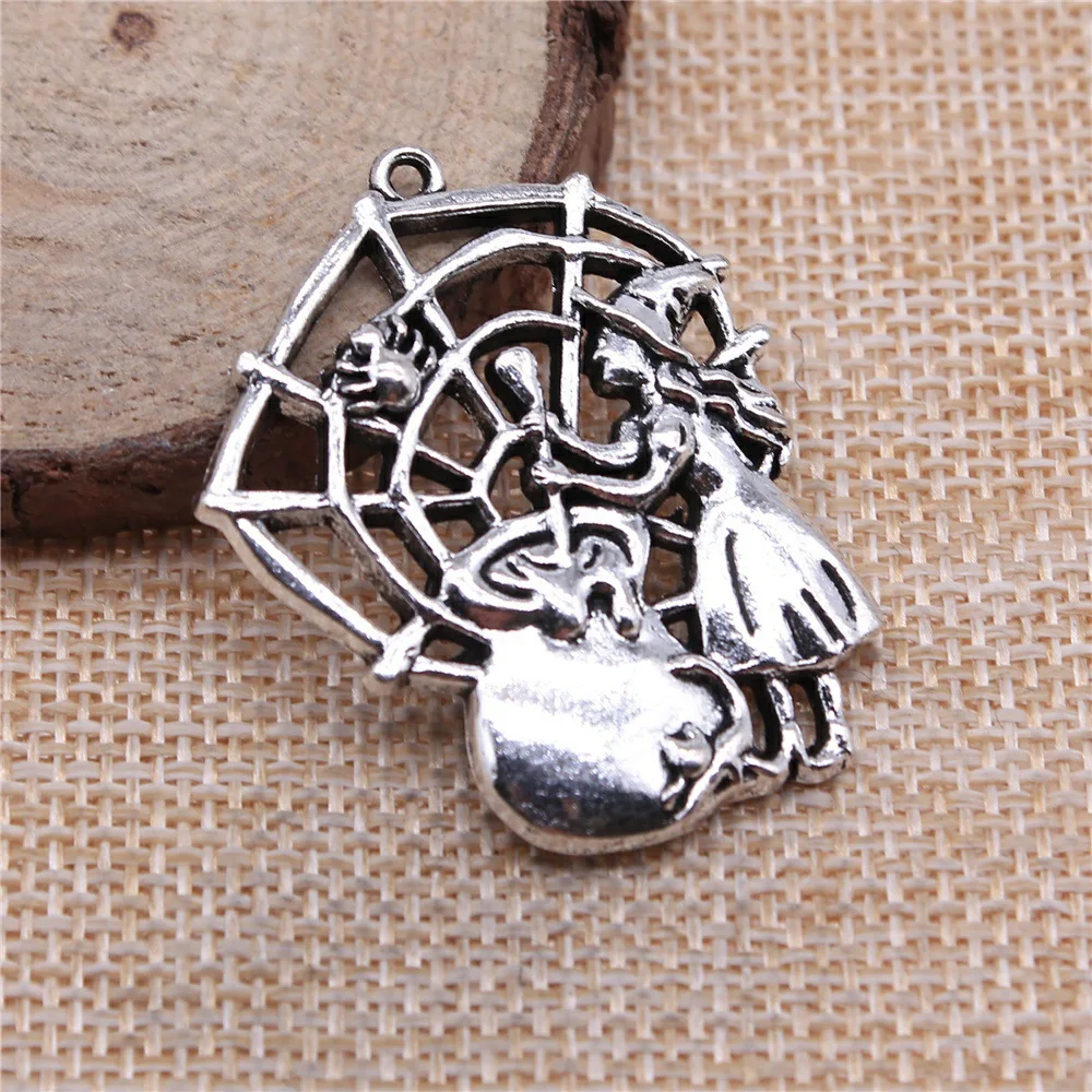 WYSIWYG 2pcs 40x33mm Antique Silver Color Poisonous Spider Cobweb Sorcery Witch Charms Pendant For DIY Jewelry Making