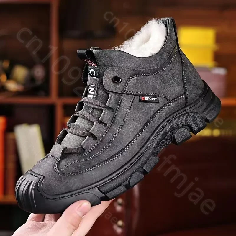 Winter new men's cotton shoes thick soled Martin boots soft soled anti slip high top shoes men's warm casual short boots