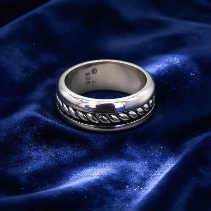 Antique Style Carved Human Portrait Finger Ring, Unisex Open Adjustable Metal Band, Retro Sculpture Statement Jewelry, Daily Matching Accessory, Nice Gift for Birthday Celebration