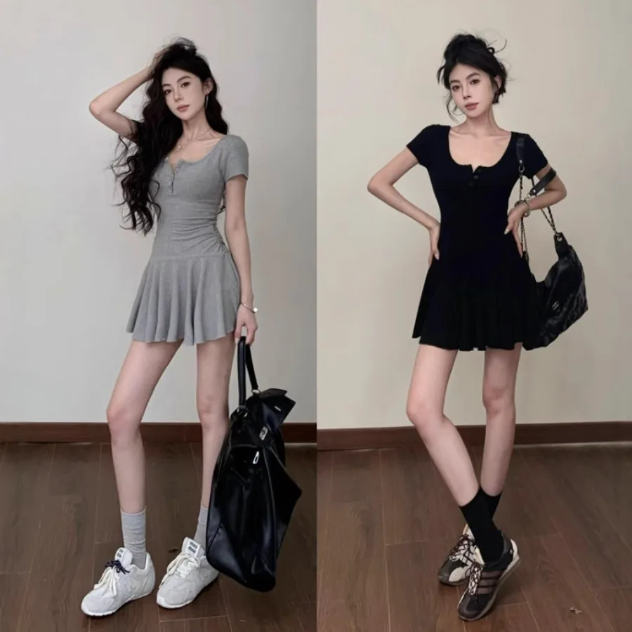 

【New style】Pure desire sexy U-neck short-sleeved jumpsuit short skirt women summer sports pleated waist A-line skirt hot girl s