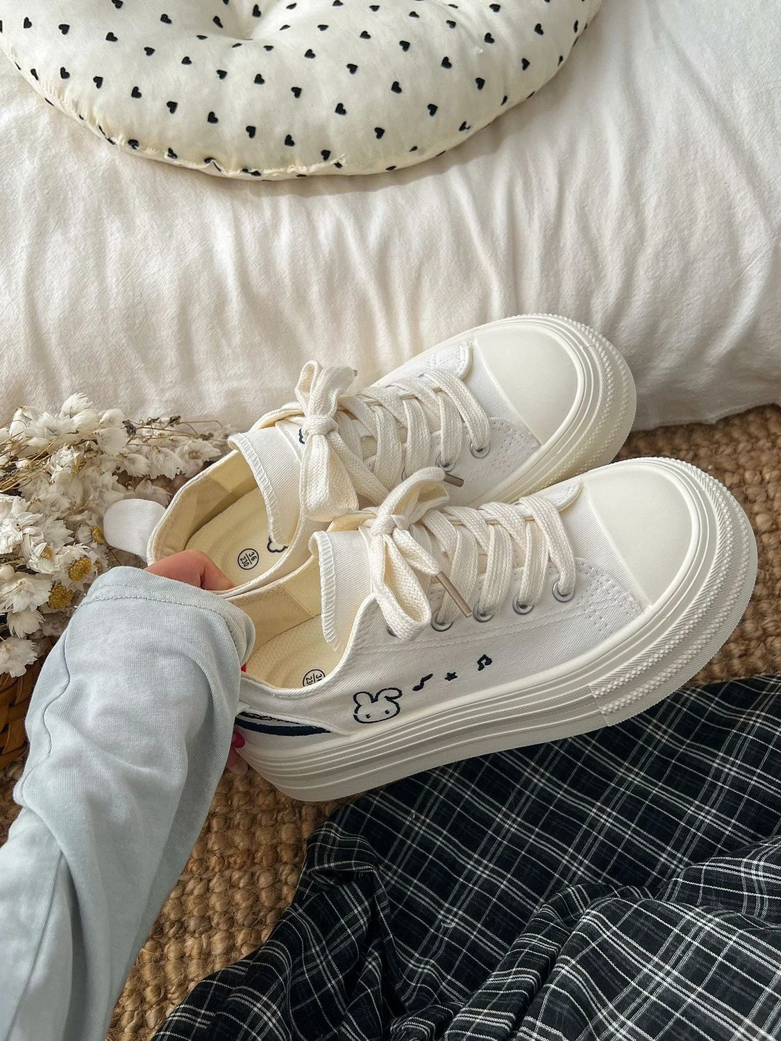 Teen Campus Milky White Canvas Sneakers Damen Chunky Plimsolls Lovely Rabbit Elevated Shoes Woman Atmungsaktive Schnür-Sneaker – Detail 6