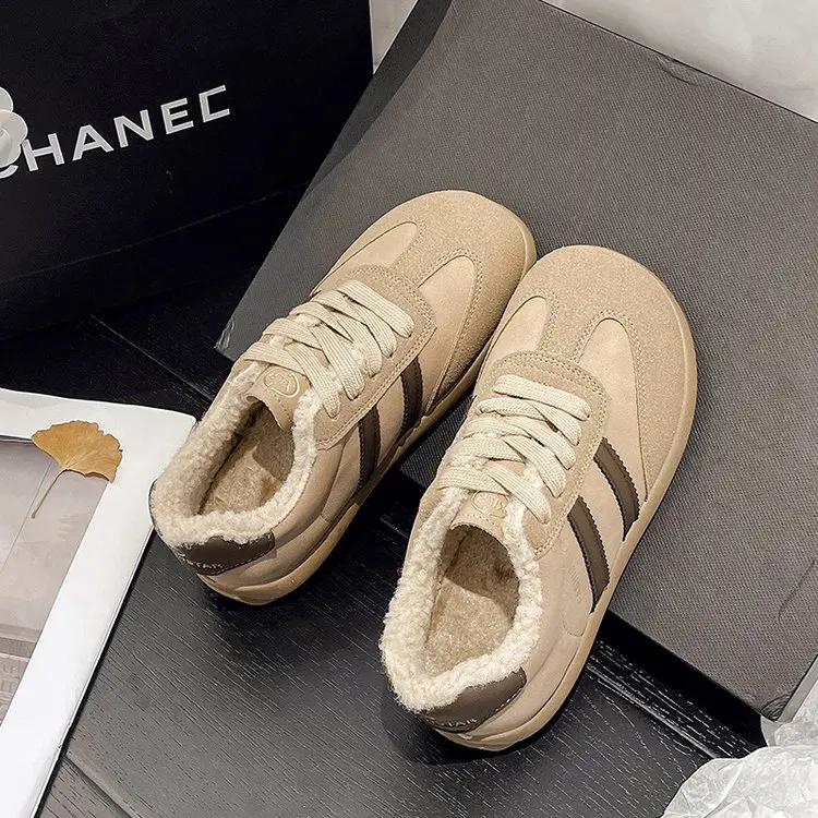 2024 New Winter Cotton Shoes for Women with Velvet Casual Thick Sole Retro Warm Thick Cotton Shoes