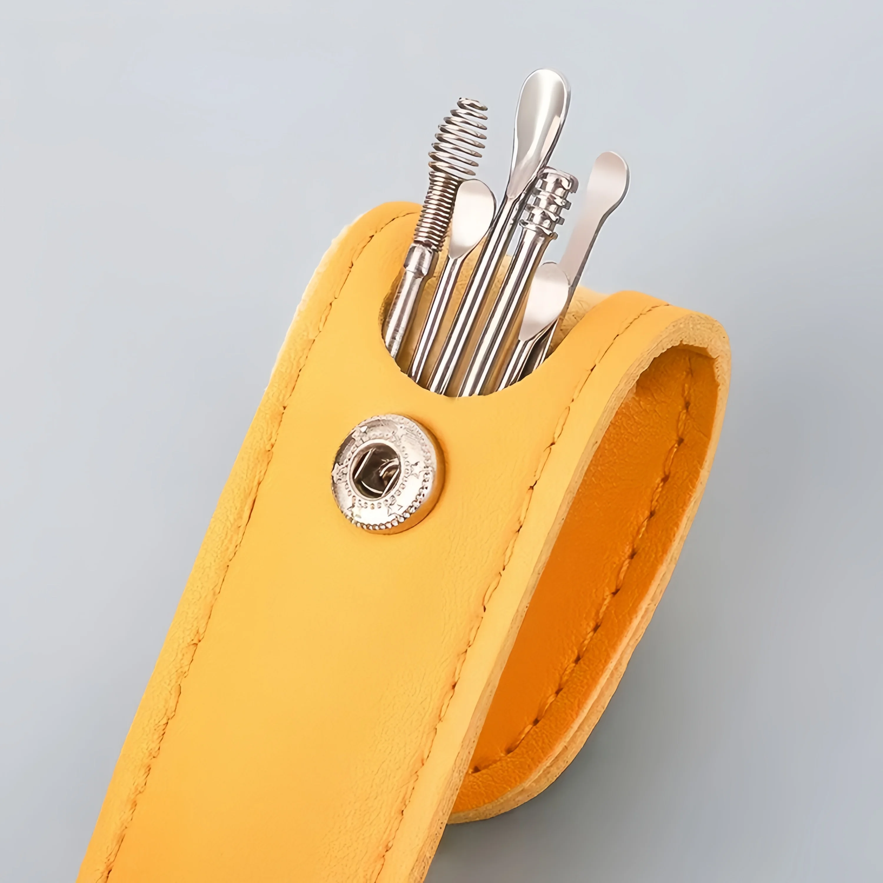 Portable Ear Cleaning tool Set 6-Piece Ear Spoon Duster Spring Spiral Ear Spoon Set for Ear Wax Removal