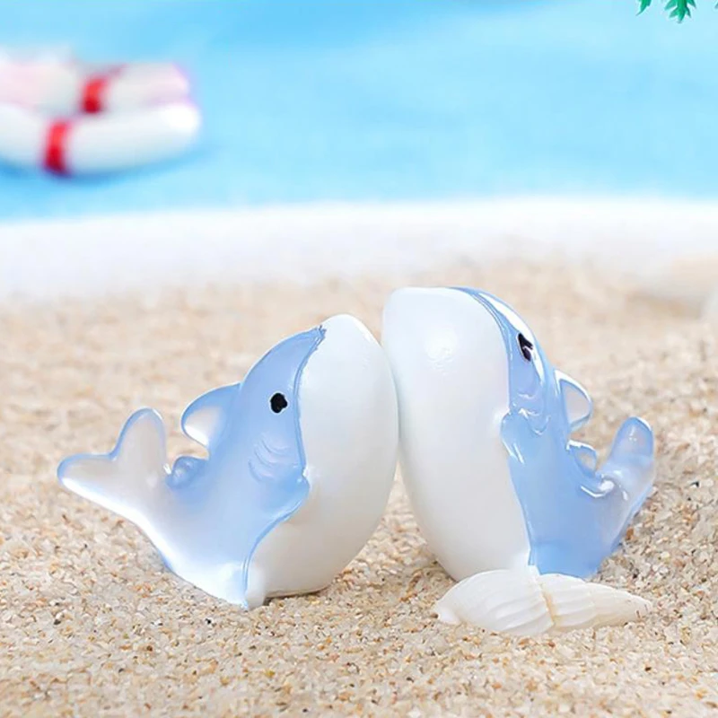 Micro Landscape Creative Glow-in-the-dark Cute Little Shark Figurine Landscaping Diy Decorations Home Desktop Ornaments