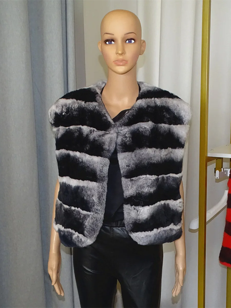 

Real Women Lexus Rex Rabbit fur vest female Natural fur Fashion and leisure new style