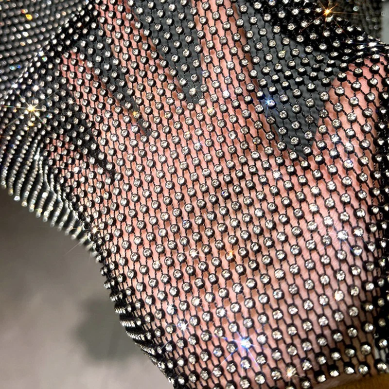 Damen Voll-Strass Netz-Bodycon-Minikleid mit Straußenfedern-Manschette, Langarm, Durchsichtig, für Nachtclub, Geburtstag, Abendveranstaltungen – Detail 8