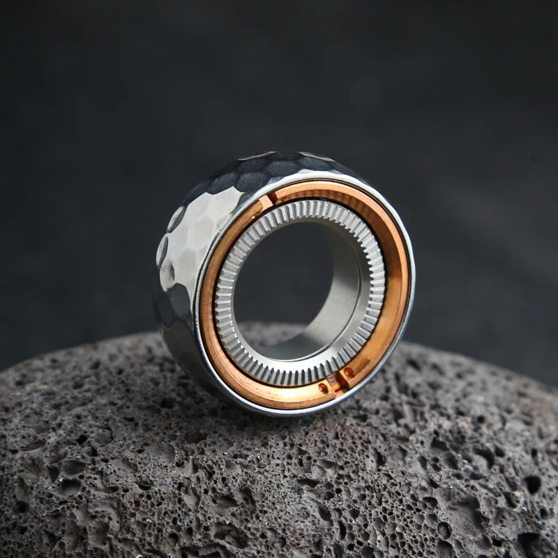 

Hammer Stone Pattern Magnetic Ratchet Fidget Ring Metal EDC Mechanical Fidget Toy Fingertip Spinner ADHD Stress Relief Toy