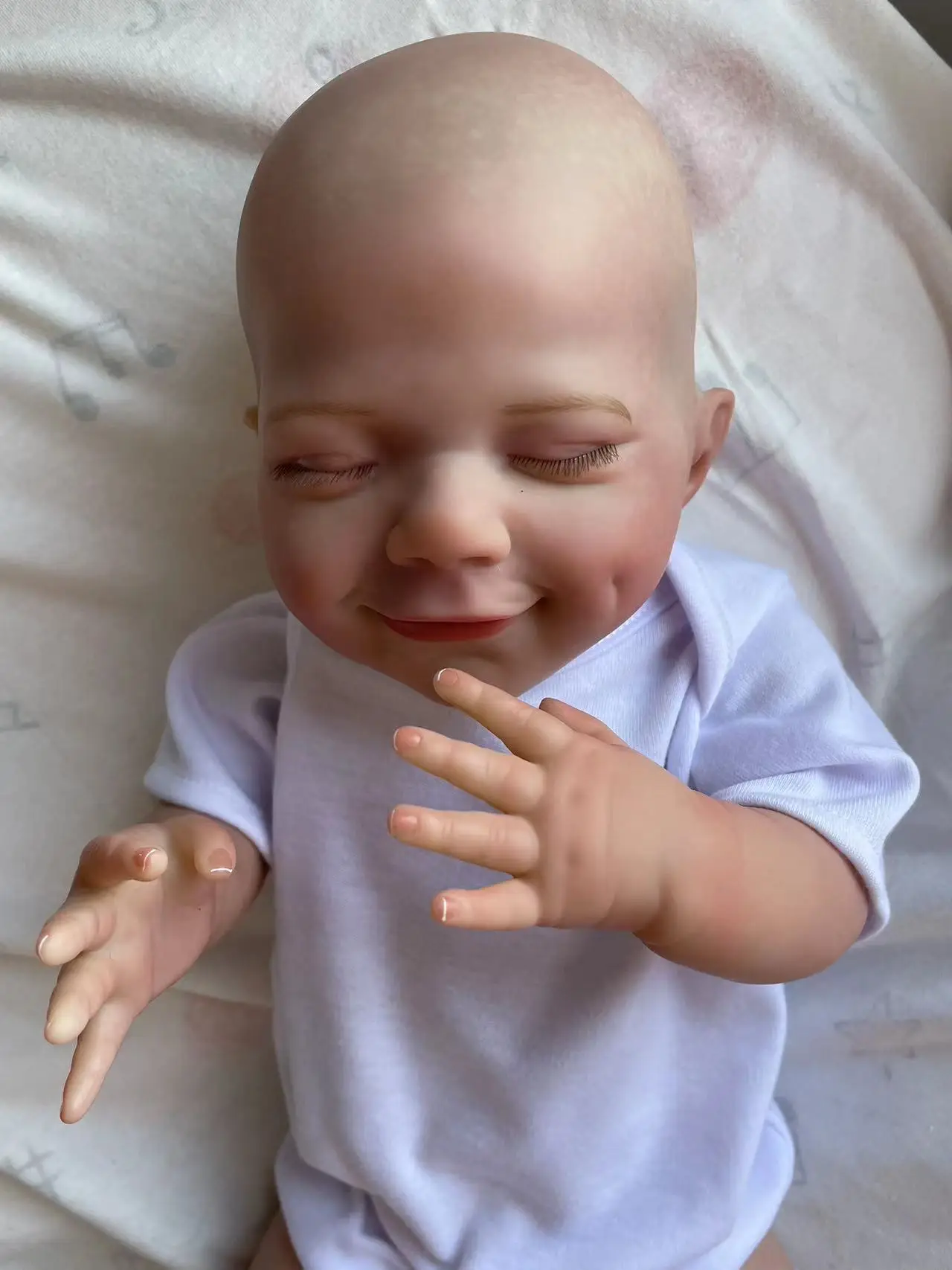 19 Zoll April Vollvinylkörper bereits bemalt Schlafende wiedergeborene Babypuppe Lebensechte mehrere Schichten Malerei 3D-Haut KEIN Haare