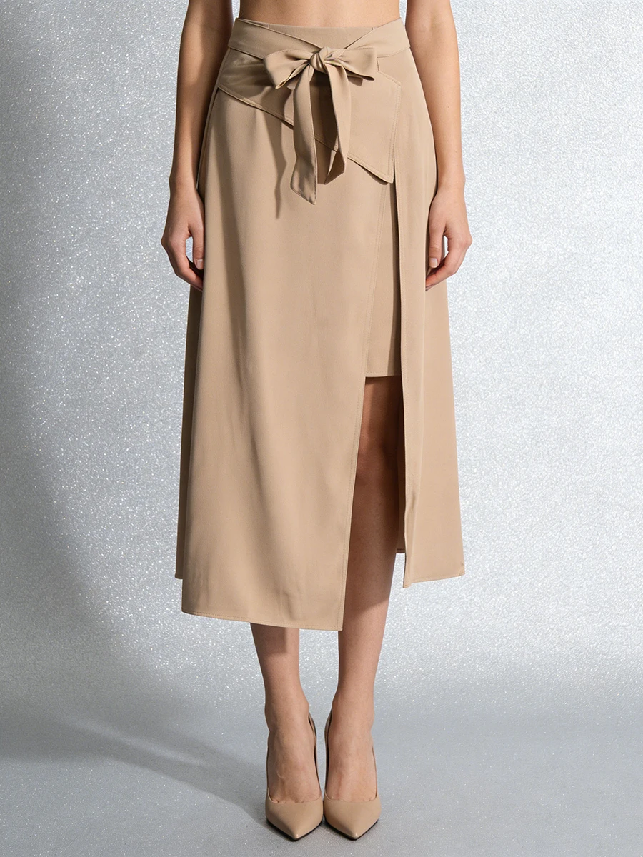 TWOTWINSTYLE Elegant Stylish Khaki High Waisted Midi Skirt for Women Tie Waist Side Asymmetrical Slit Design for Office Commute