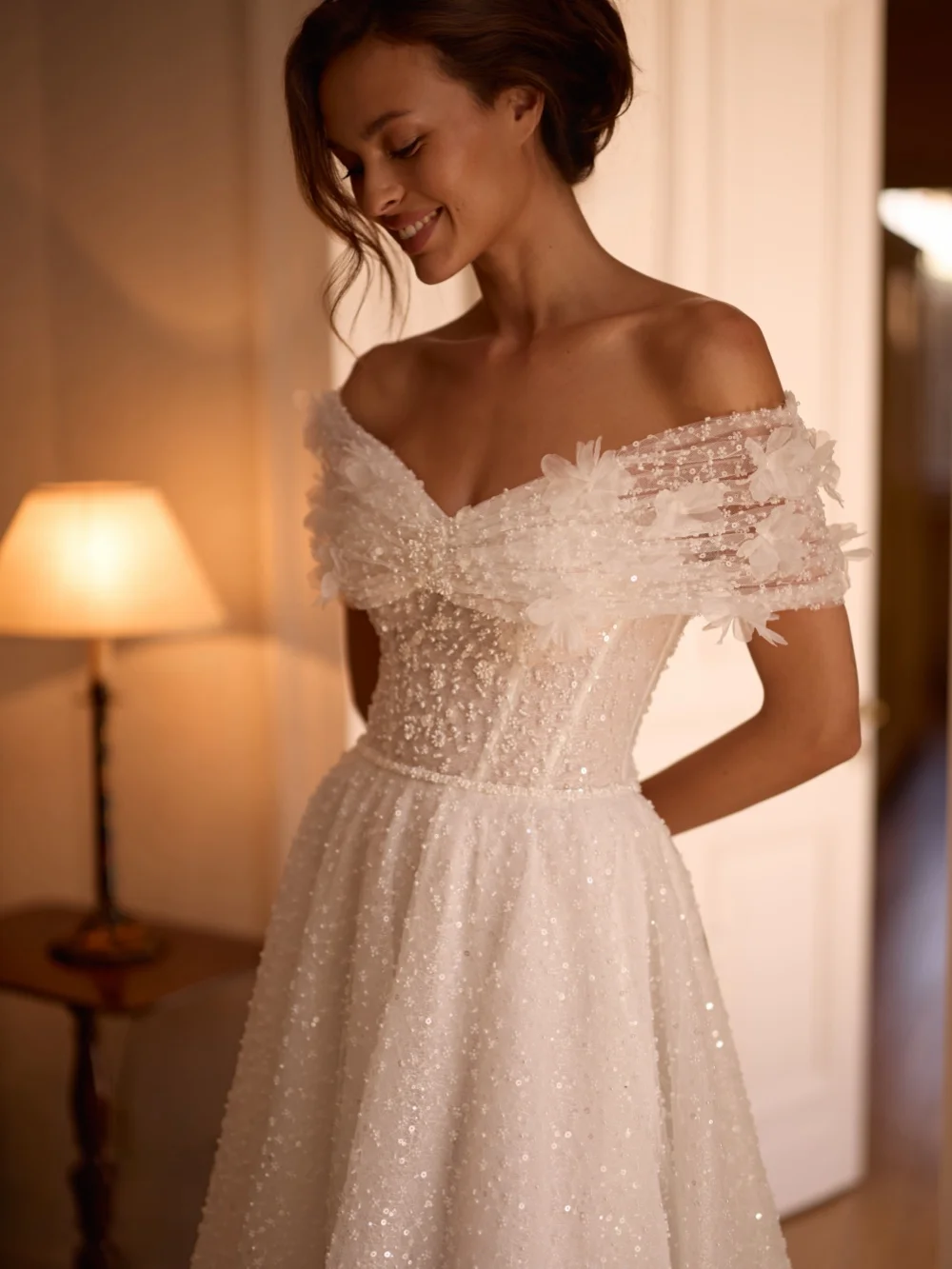 Handmade 3D Floral Beaded Wedding Dress Glamorous Off Shoulder Bridal Gown Customized A-line Floor-length Dresses For Bride