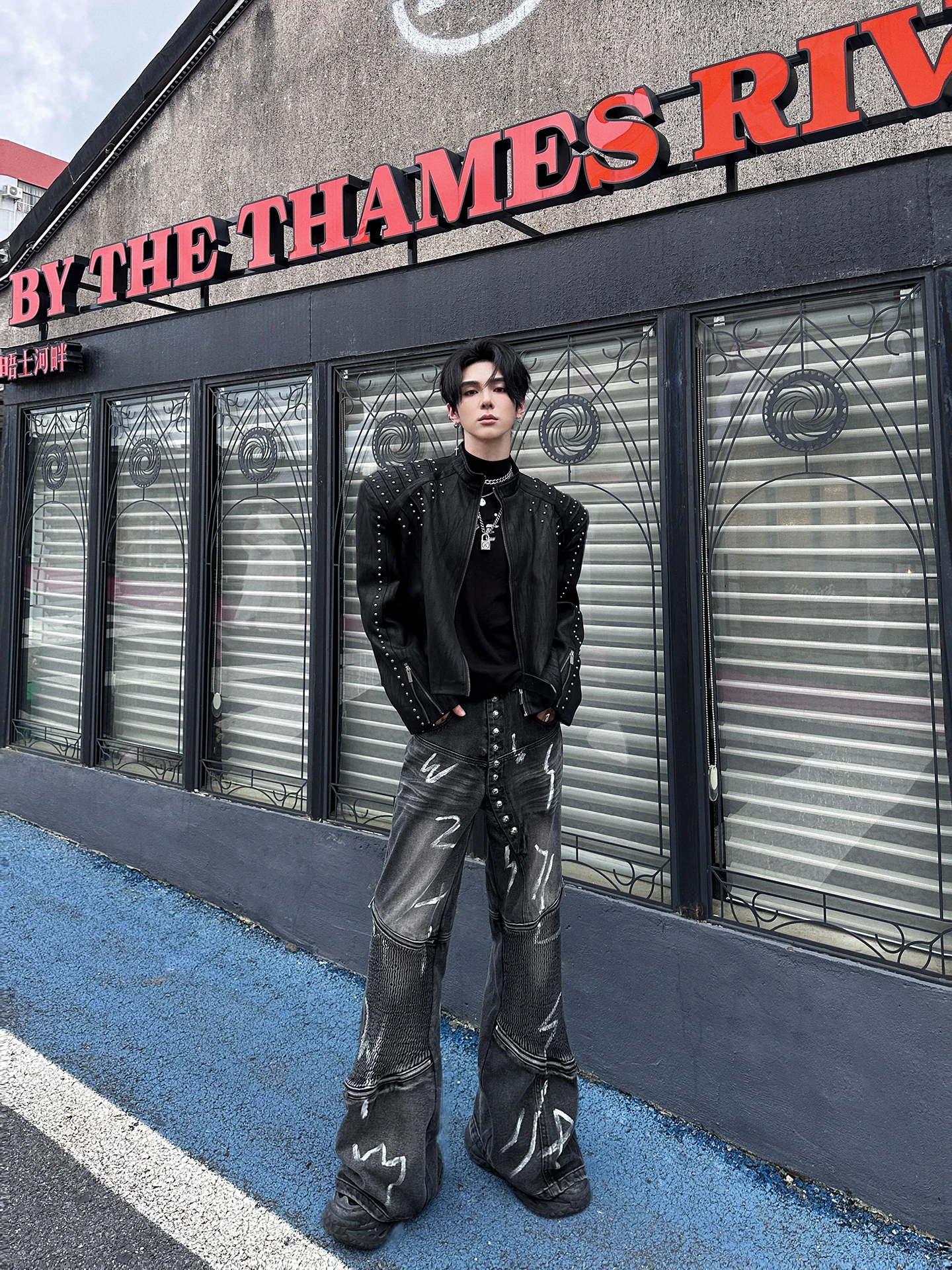 2025 Autumn New Fashion Trend Heavy Rivet Jacket Ins Design Sense Personality High Street Loose Casual Top for Men