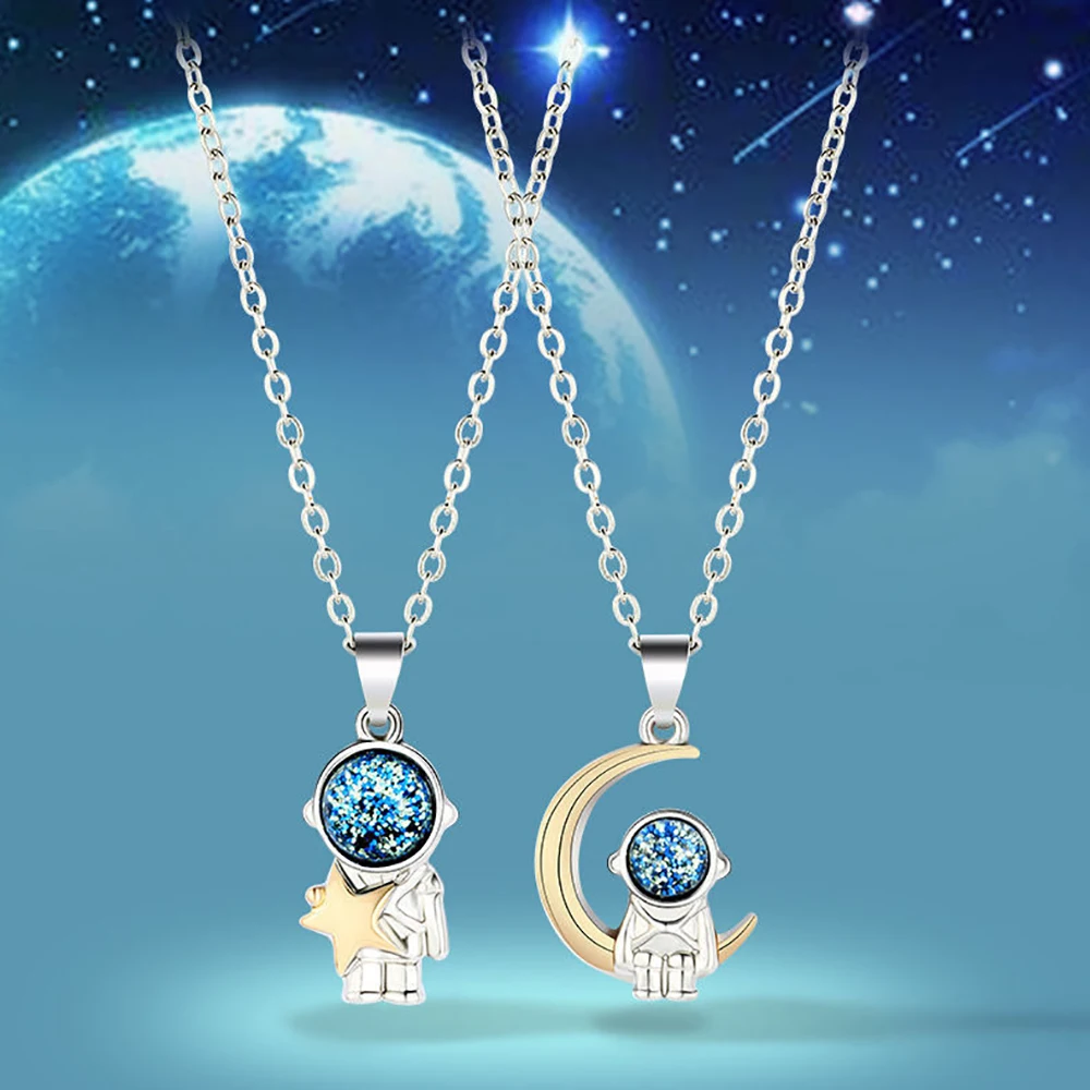 

Astronaut Couple Necklace A Pair Of Male And Female Clavicle Pendants All-match Gift For Girlfriend