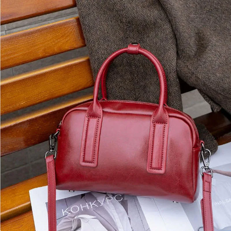 

Genuine cowhide pillow bag luxury handbag 2026 new trendy versatile Boston women's bag casual single shoulder diagonal cross bag