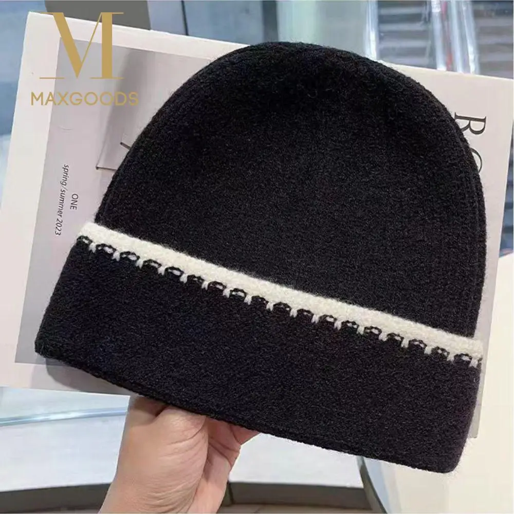 Gorro de punto cálido con protección para los oídos para mujer, gorros de cobertura completa sencillos y a la moda, gorro para el frío versátil para otoño e invierno al aire libre