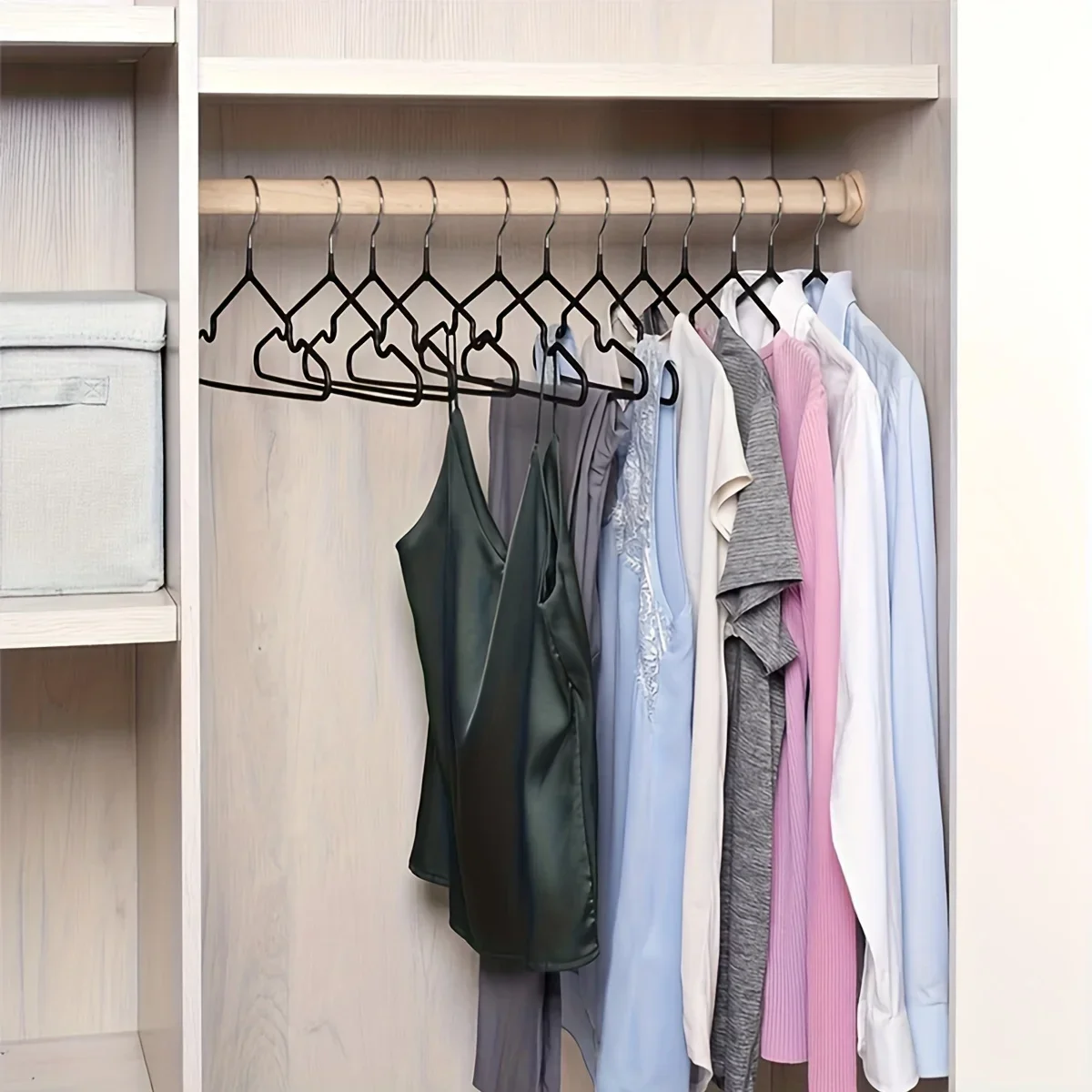 Non-Slip Clothes Hangers 10Pcs Space Saving Heavy Duty Anti-Skid Hangers with Shoulder Grooves for No Bump Closet Organization