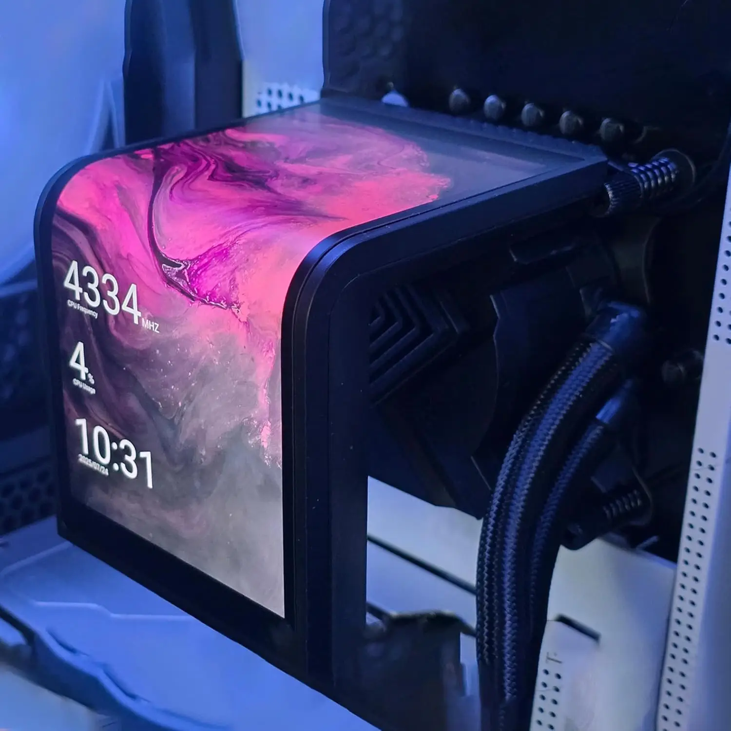 6.5 Inch 3D Curved Screen Flexible AMOLED Display Water Cooler 360mm Secondary Portable Monitor OLED PC Chassis Magnetic 2K