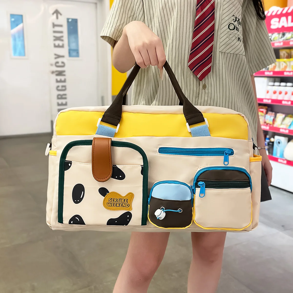

Fashion Girl Travel Bag Large Capacity Cute Outdoor Sports Bag Clothes Storage Breathable Leisure Student Bags for Woman