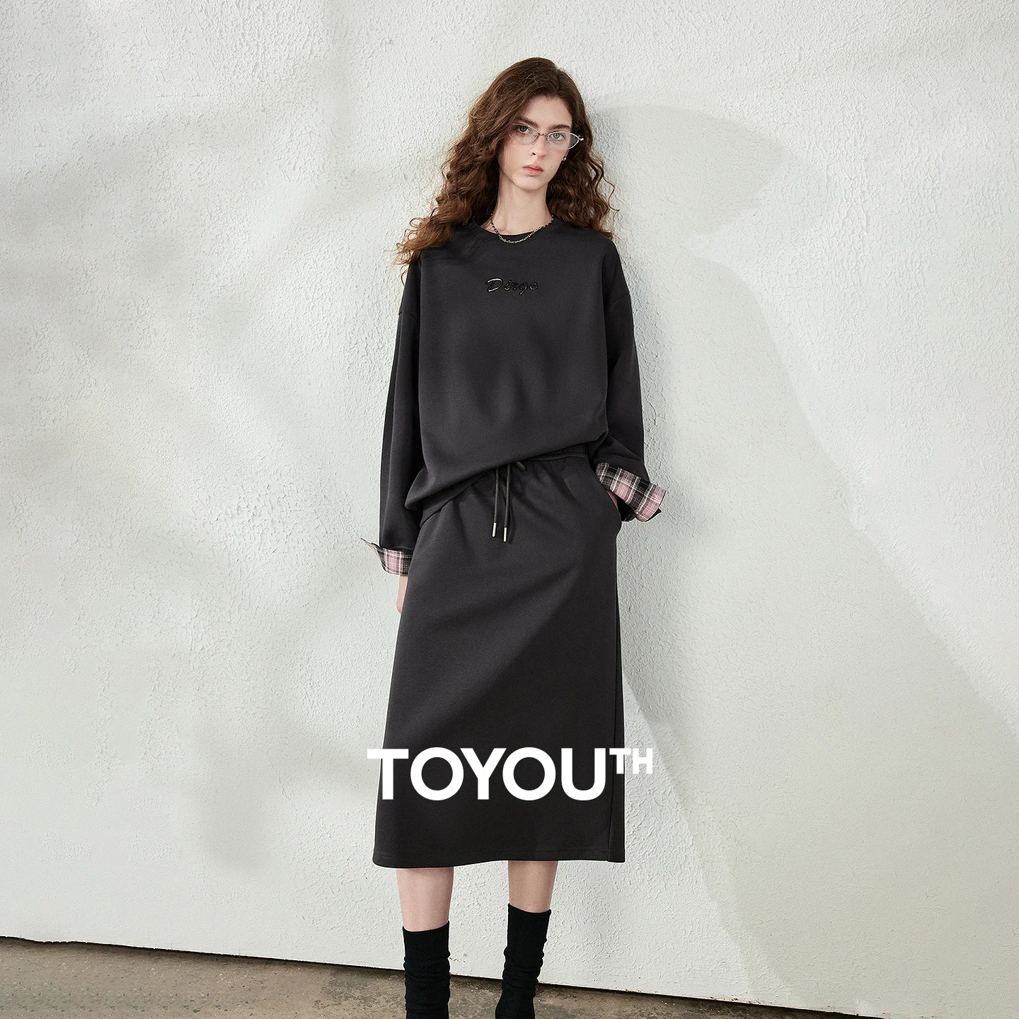 TOYOUTH Women Two‑Piece Set 2026 Winter New Crew Neck Loose Sweatshirt Plaid Splicing Vintage Skirt Outfit