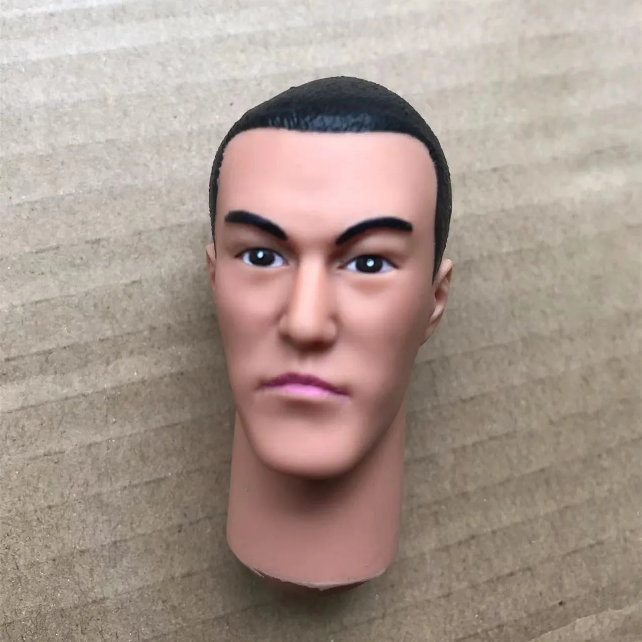 Männliche Puppenköpfe, hochwertiges Make-up, Puppenfigurensammlung, Puppenteile, berühmte Männer, Sterne, seltenes Gesicht, Puppenköpfe, DIY-Spielzeugzubehör – Detail 11