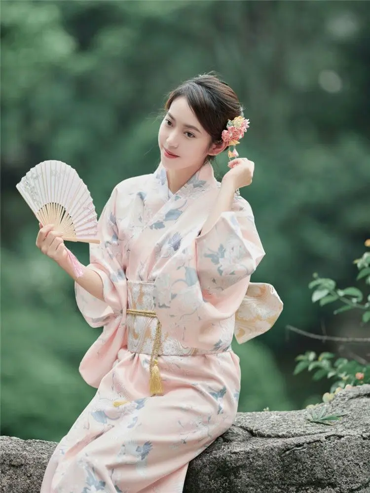 

Japan Women Yukata Dress Traditional Kimono Performance Dance Costume Girl Geisha Girl Vintage Festival Clothing Women Yukata