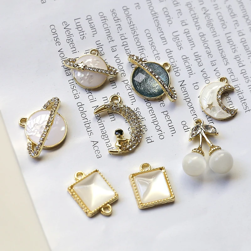 1pcs Globe Moon Inlaid Zircon Simple Dream Wild Pendant Diy Handmade Jewelry Earrings Necklace Accessories Material Charms