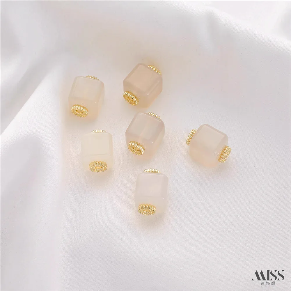 อาเกตธรรมชาติฝังทองน้ําตาล Cube ลูกปัดสแควร์ DIY Handmade Through-Hole ลูกปัดสร้อยข้อมือสร้อยคออุปกรณ์เสริม