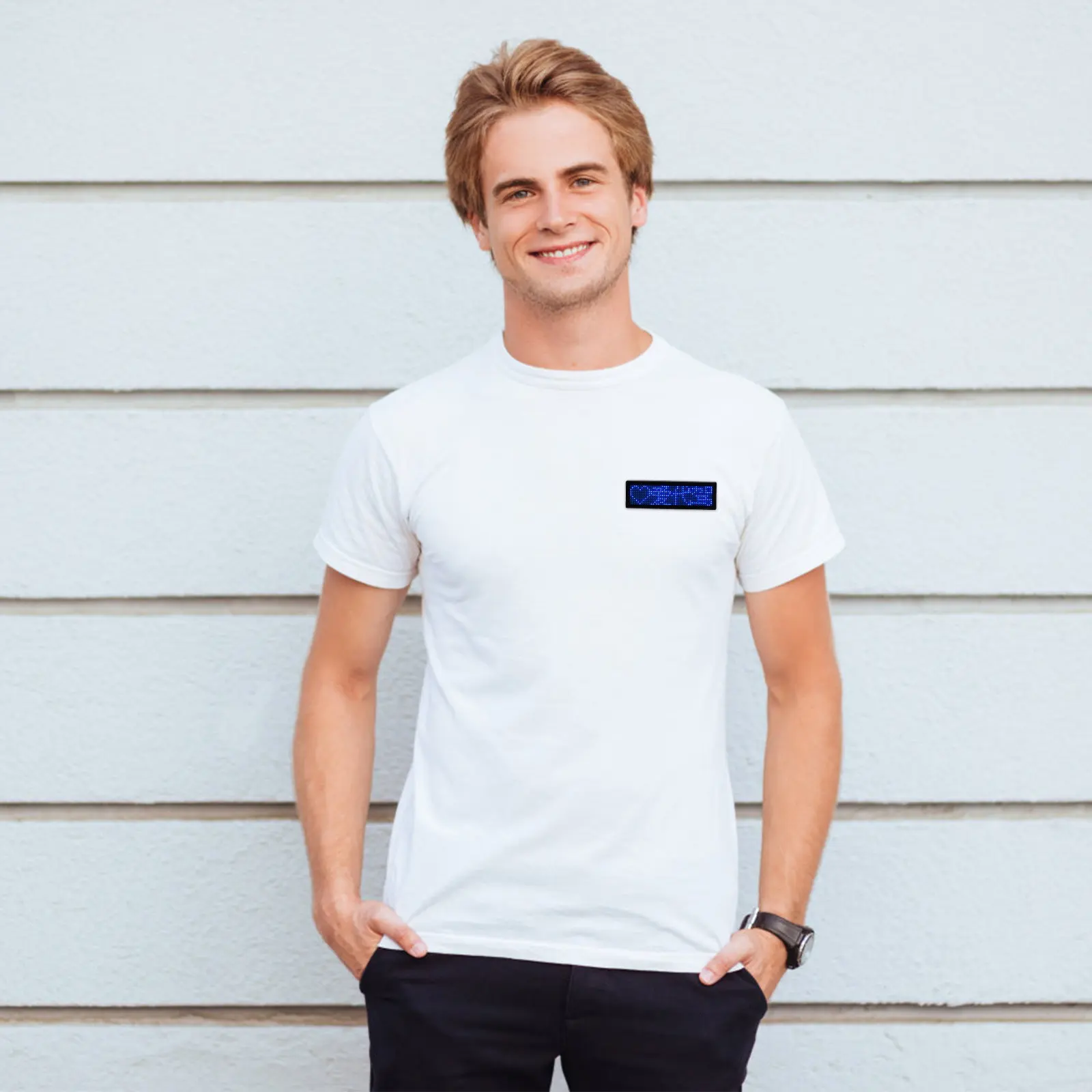 

Перезаряжаемый светодиодный бейдж с синей подсветкой, USB-кабель, регулируемая яркость, программируемый дисплей с бегущей строкой