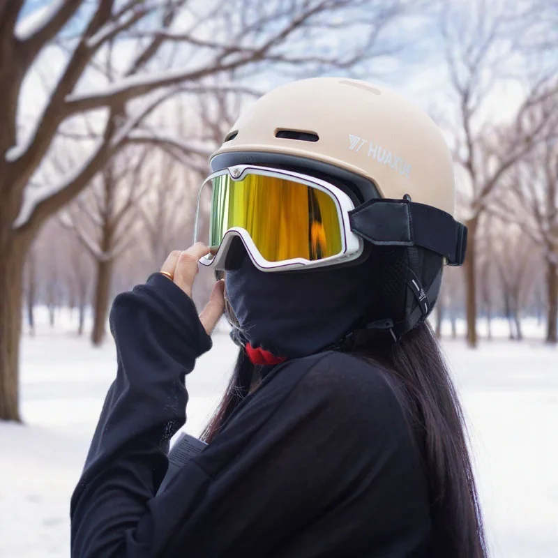 New Ski Helmets Snow Goggles Integrated Professional Snow Helmets Thermal Snowboard Equipment Anti-collision Ski Caps