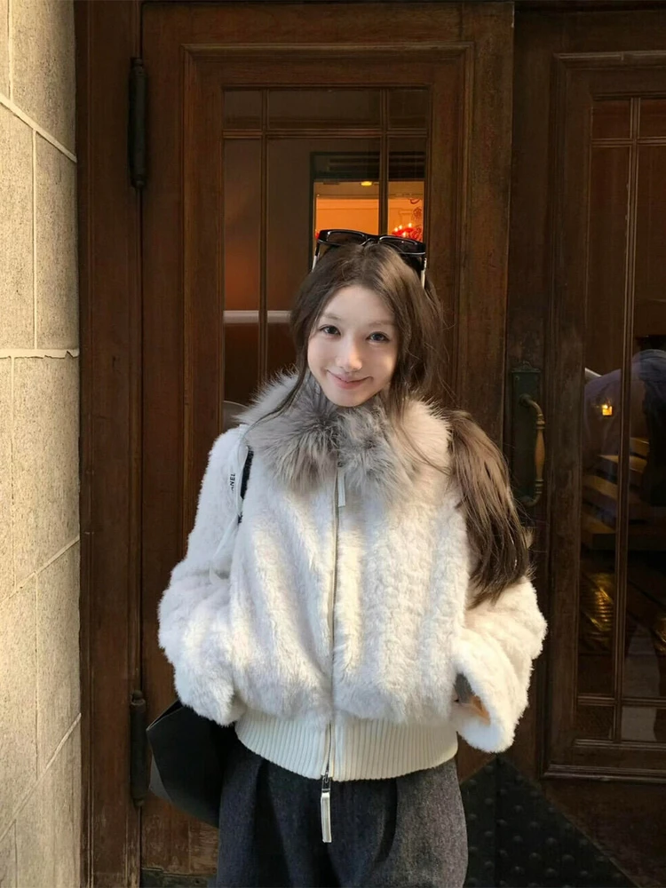 

Warm ort Lamb Fur Vest Women's Faion Thiened Winter Outerwear Coat with Big Fur Collar Retro Sle Loose Fit Ladies Jaet