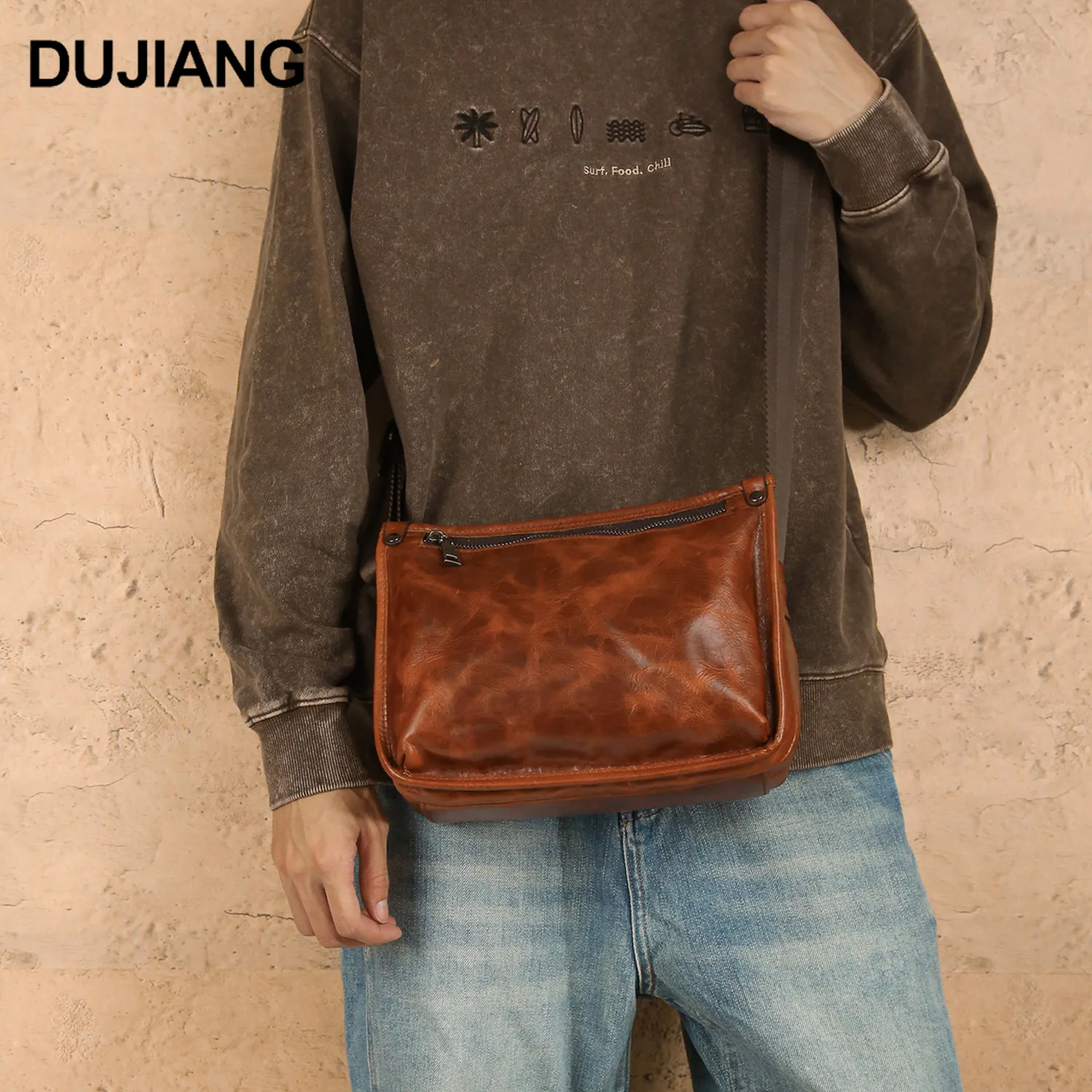 Men's genuine leather horizontal square crossbody bag large commuting pocket large capacity, high-end travel single-shoulder bag
