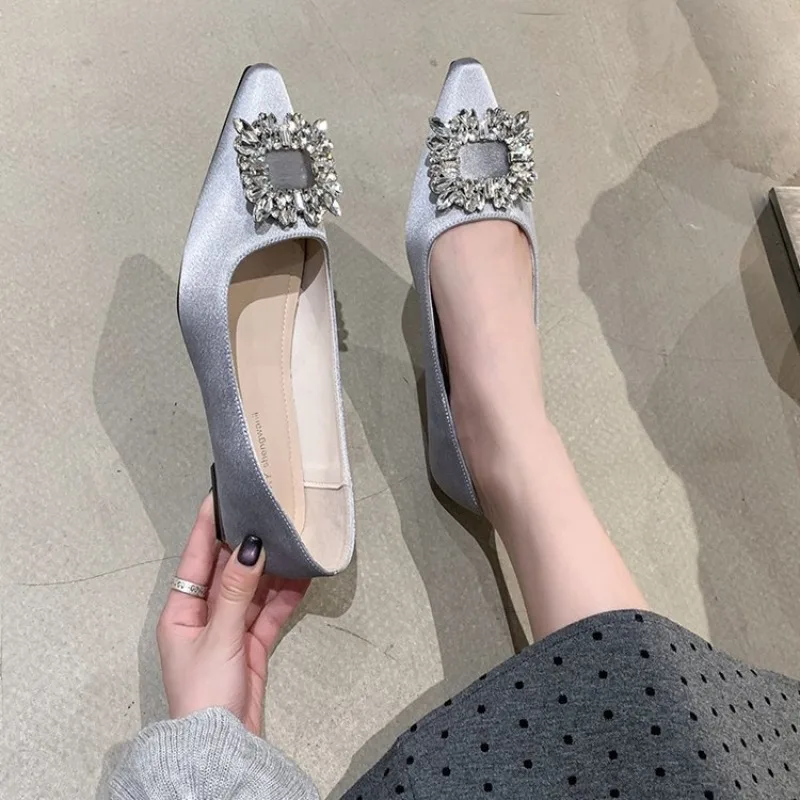 

2025 Deluxe Premium Silk Women's High Heel Shoes Water Diamond Square Buckle Ladies Single Shoe Star Style Pointed Wedding Shoes