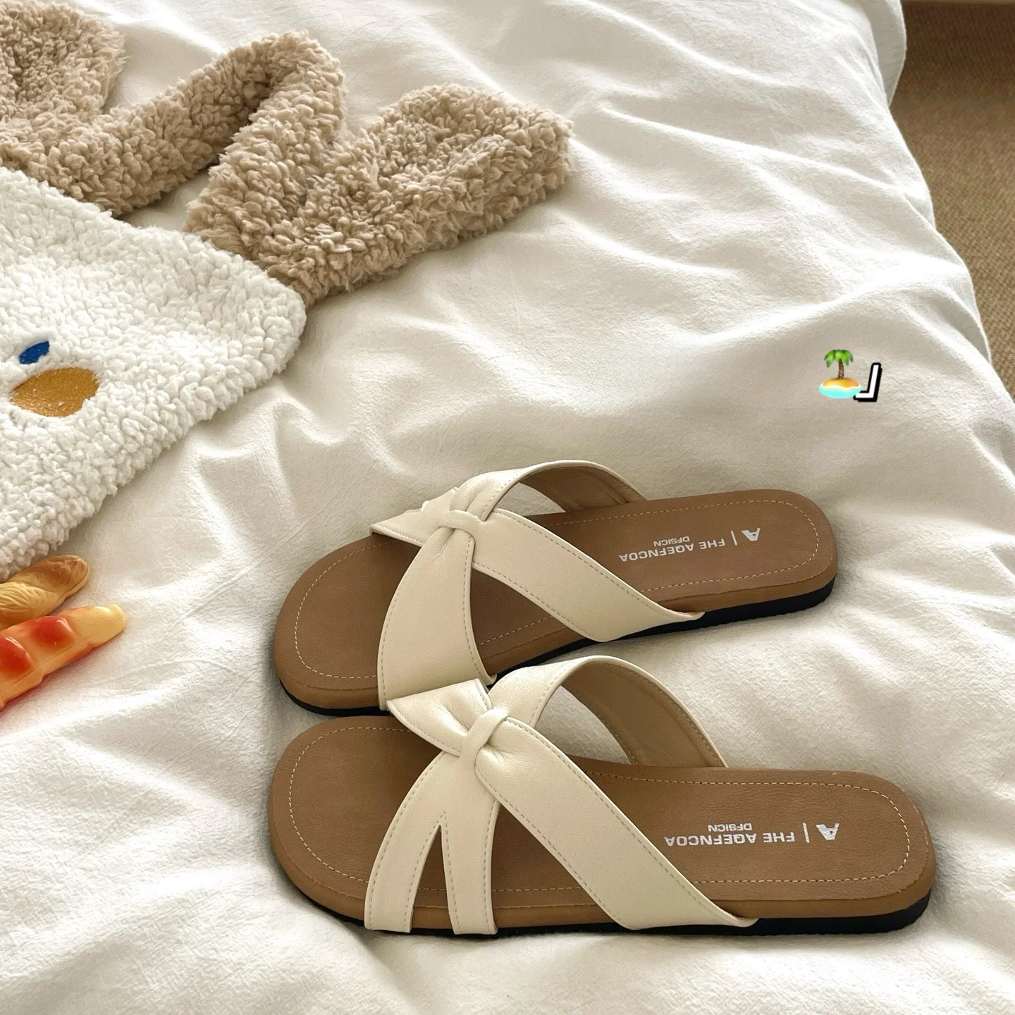 

Romantic Loose Vacation Style Women's Sandals Breathable Slip-On Flat Heel Composite Bottom Casual Summer Shoes