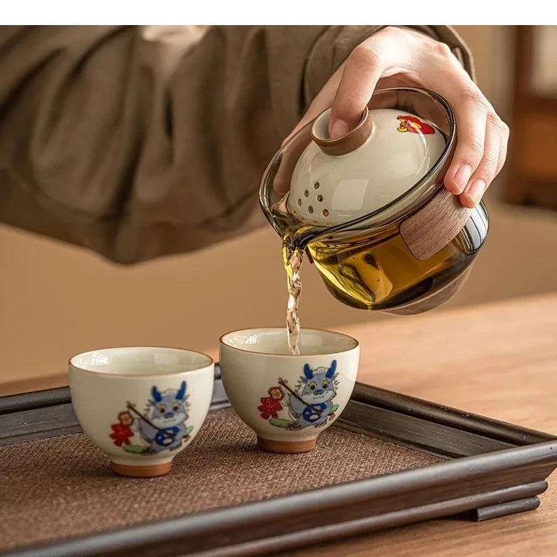 

Дорожный чайный сервиз с рисунком дракона, портативный чайный чайник для кемпинга, чайник с одним горшком, две чашки, наборы чайной посуды для кунг-фу