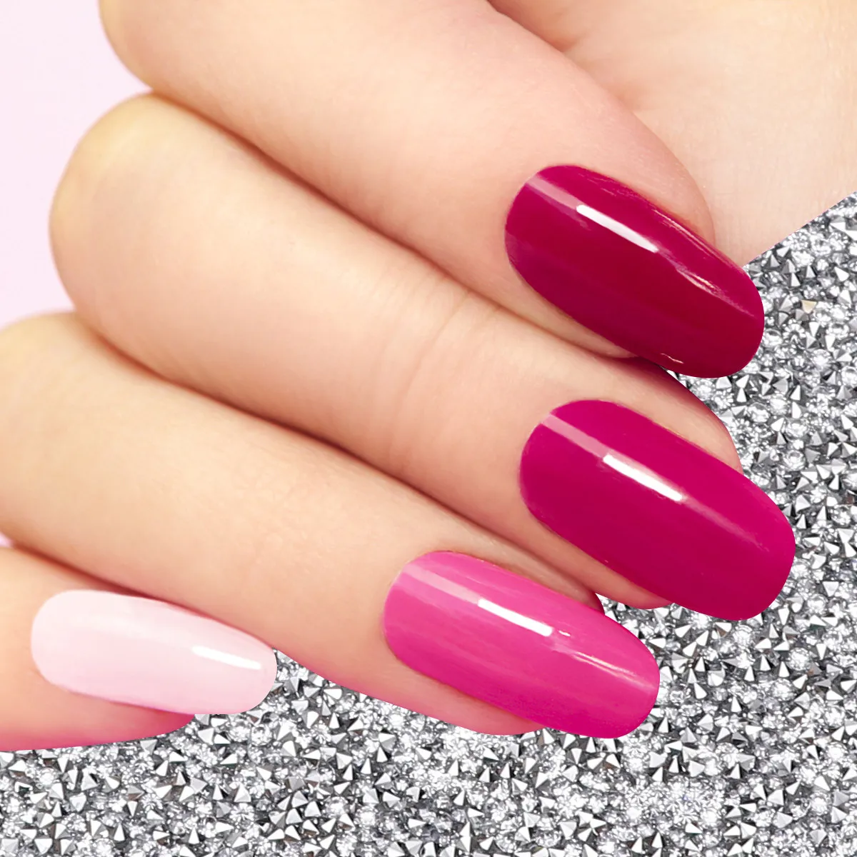 

Luxury Shiny Diamond Foldable Nail Art Mat for Manicure Practice Salon Quality Rhinestone Desktop Protector