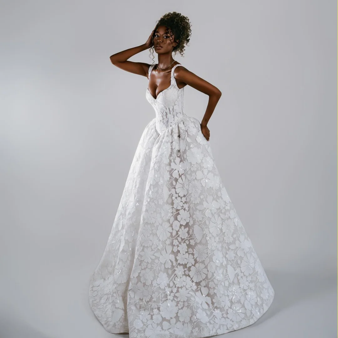 Princess Sweetheart Wedding Dresses Lace Flowers Corset Bridal Gown Sequins Exquisite robe de mariée Customized