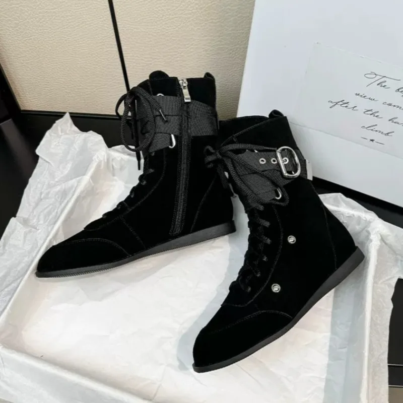 

Genuine Leather Vintage Buckle Rivet Lace-Up Mid-Calf Boots Slim-Fit Side Zipper Flat Women Ankle Boots