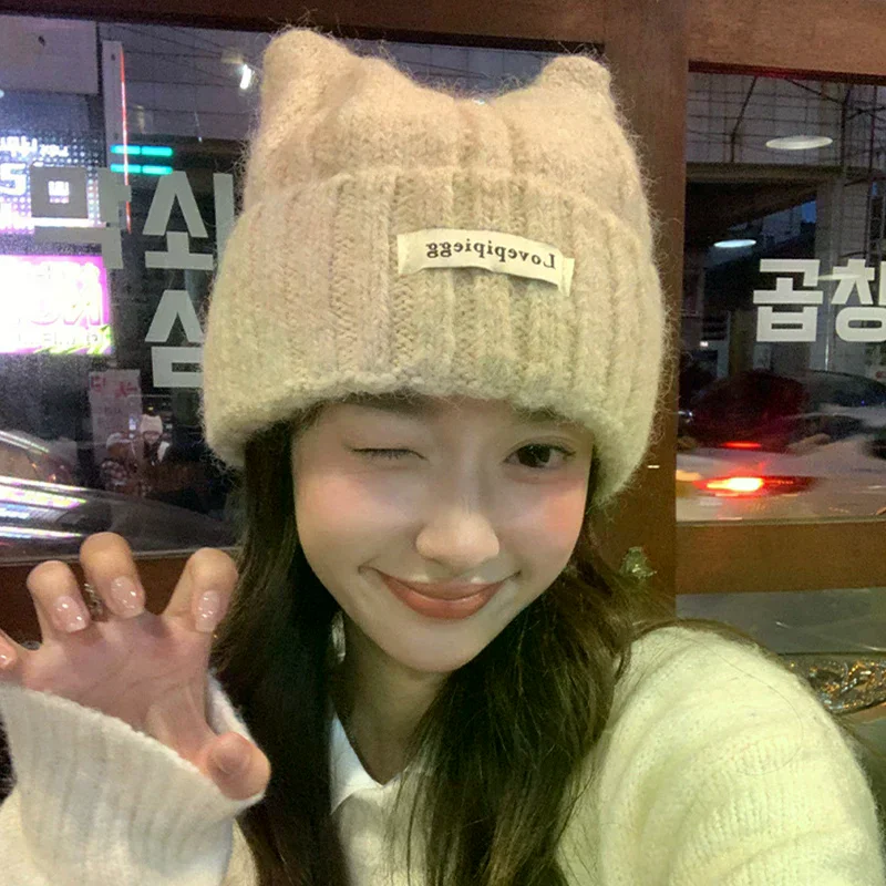 Berretti lavorati a maglia con orecchie di gatto 1PC, graziosi cappelli di lana caldi invernali per le donne, copricapo di moda in stile coreano