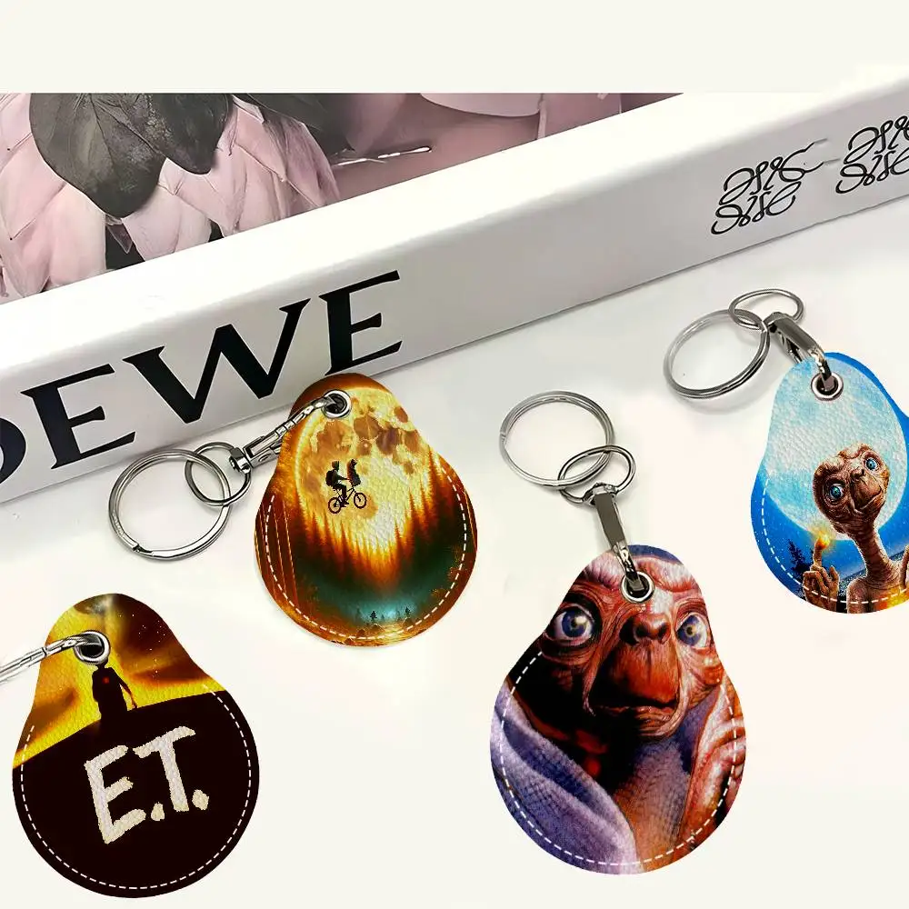 E.T. The Extra-Terrestrial Movie Creative Cartoon Pattern Sensitive Access Card Protective Sleeve Keychain Decorative Pendant