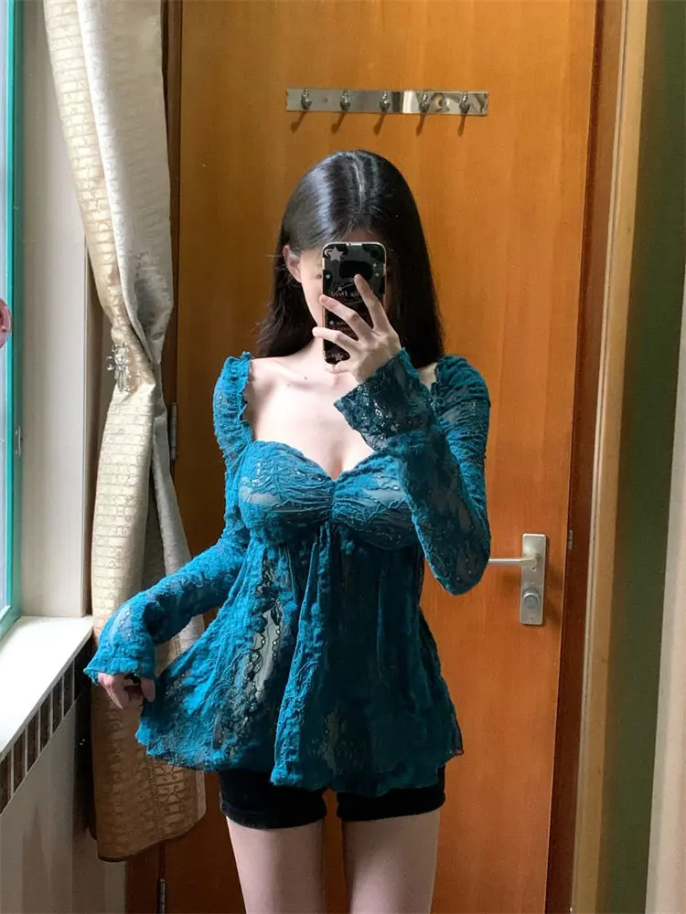 Harajuku Retro Green Lace Long Sleeve T-shirt Women Spring Autumn Hotsweet Square Neck Shirt Unique Chic Versatile Office Tops
