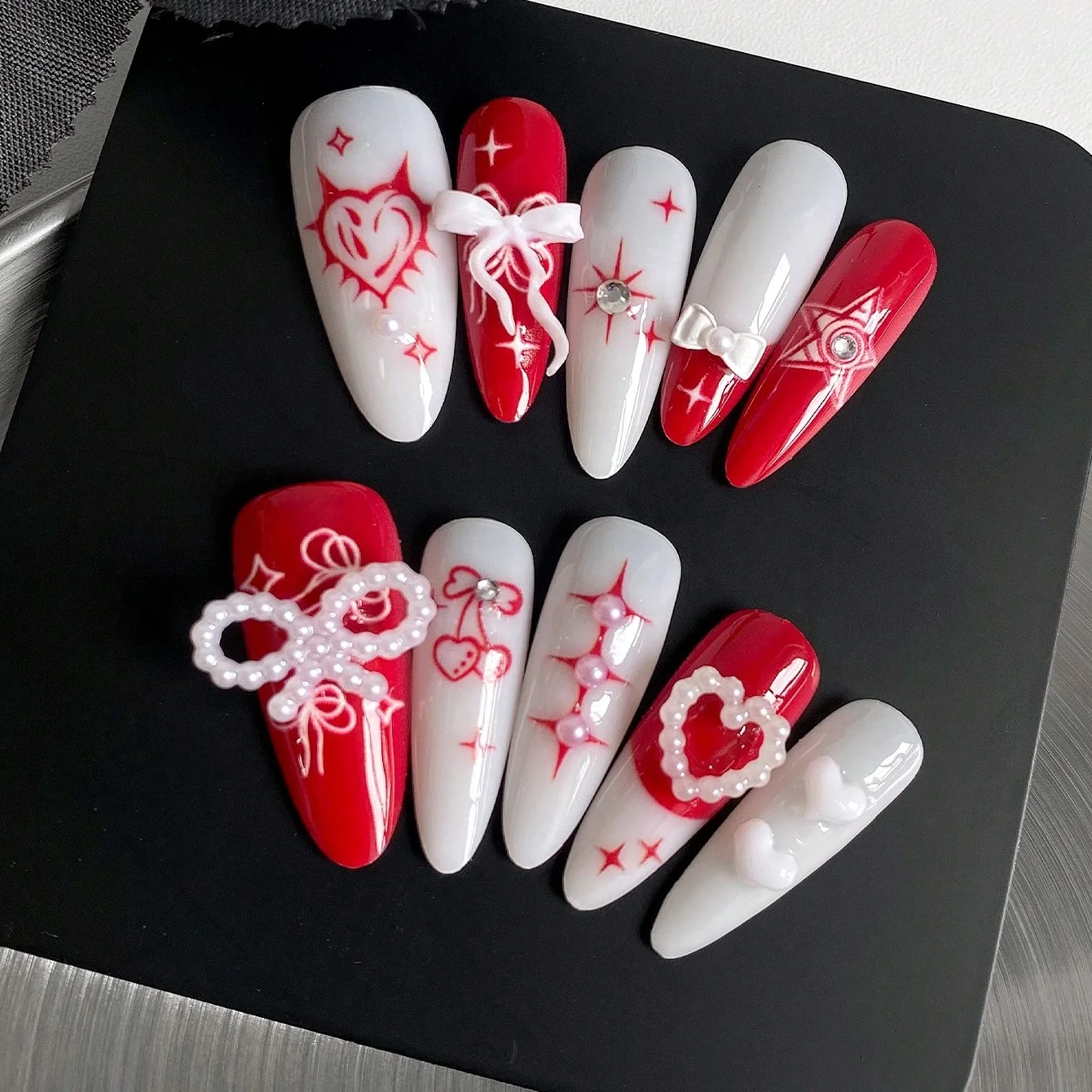 

10pcs handmade long almond shaped nail art, beautiful fake nails, red sweetheart bow nail art, suitable for women to use