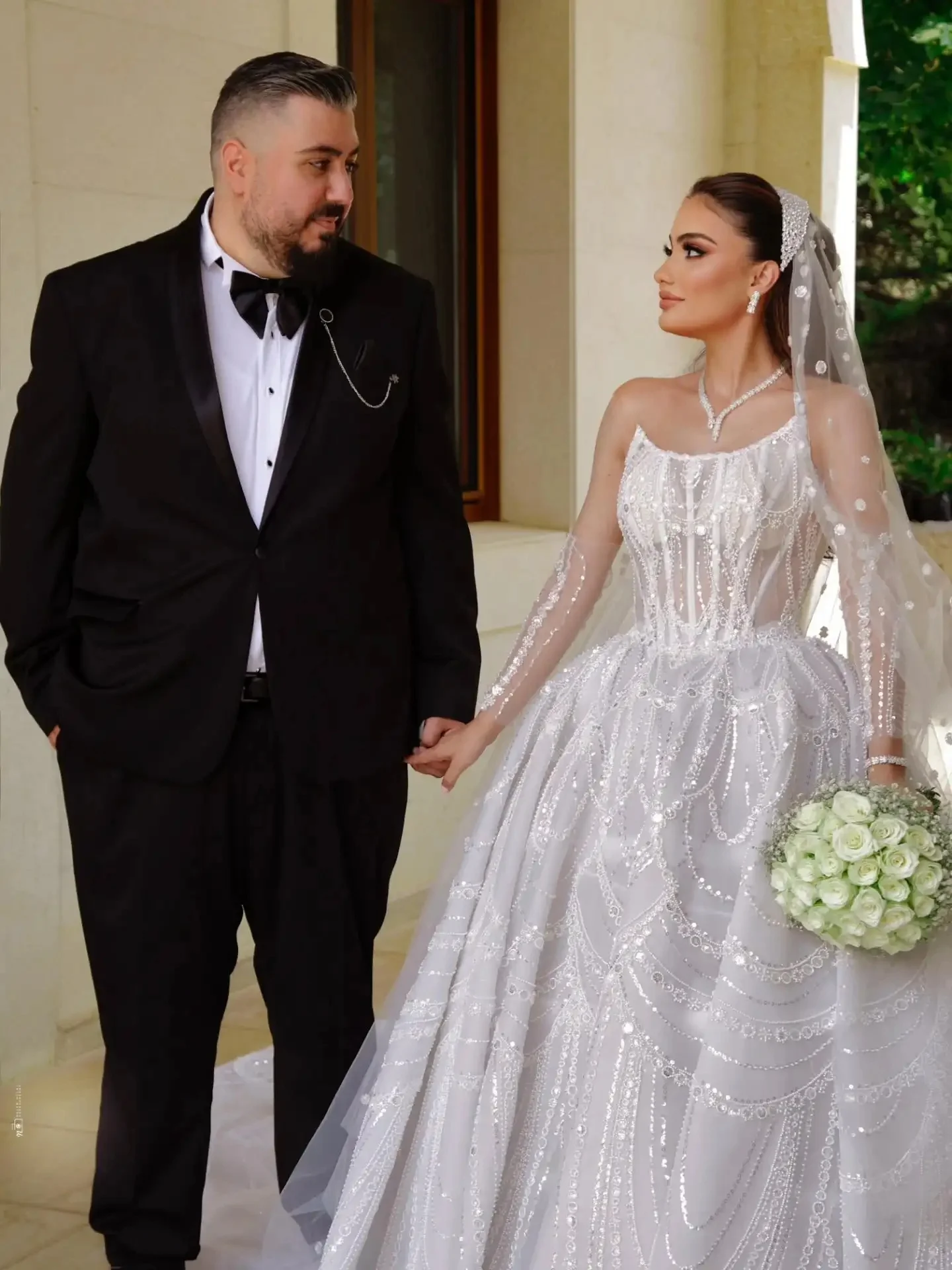 

Великолепное женское свадебное платье А-силуэта без бретелек и рукавов, с пайетками и бисером, со шлейфом, на заказ